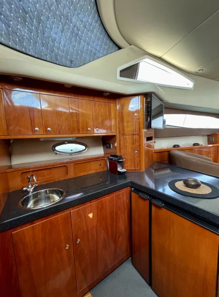 Lady B - Luxury Yacht Charter
