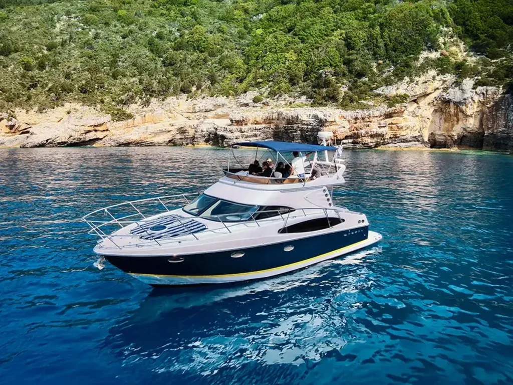 ladybonthesea corfu18